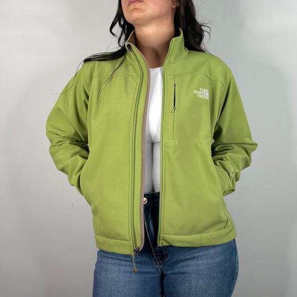 The North Face Green Apex Softshell Jacket - Picture 5 of 11
